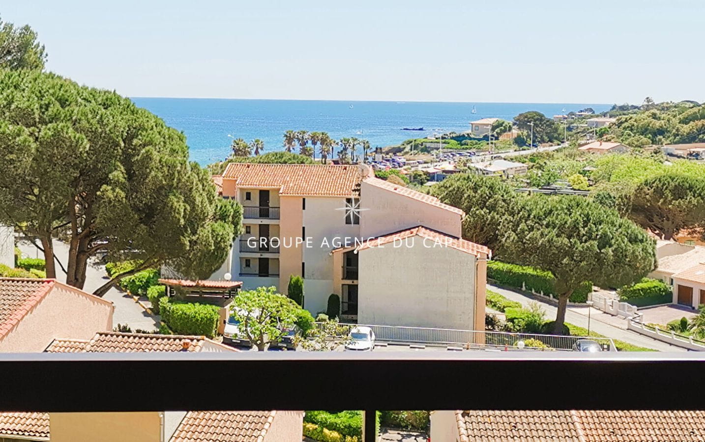 À VENDRE APPARTEMENT VUE MER AVEC 2 CHAMBRES ET MEZZANINE, AUX ISSAMBRES Image 0