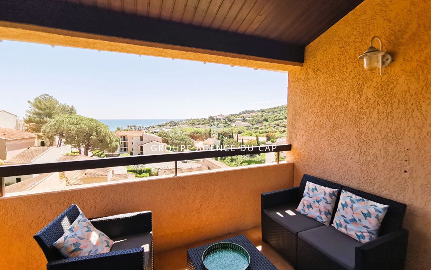 2 BEDROOM APARTMENT WITH VIEW IN LES ISSAMBRES Image 1