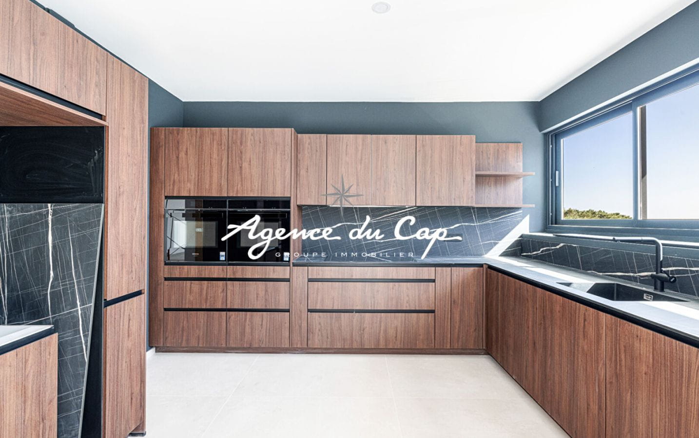 CAP D’AIL EXCEPTIONAL SEA VIEW VILLA IN PRIVATE ESTATE 319 m2 ON THE OUTSIDE OF MONACO Image 3