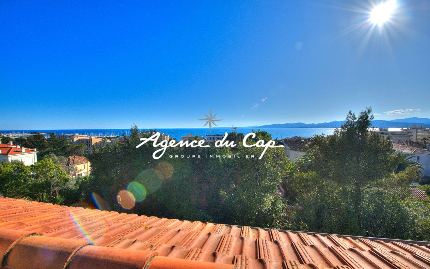 APPARTEMENT SAINT RAPHAEL, NOTRE DAME Image 2