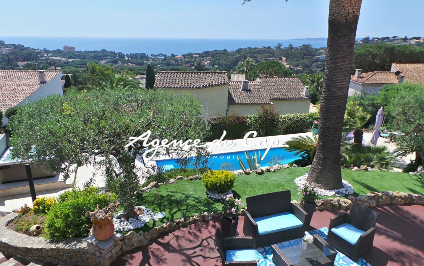 À VENDRE VILLA RÉNOVÉE DE 145 M², 6 PIÈCES, AVEC PISCINE, SPA ET TERRAIN DE PÉTANQUE, AUX ISSAMBRES Image 13