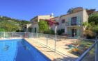 Villa with sea view, 7 rooms, 200 m2 with 3 apartments, 4 garages, in Les Issambres Min 0