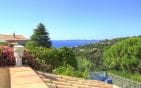 Villa with sea view, 7 rooms, 200 m2 with 3 apartments, 4 garages, in Les Issambres Min 2