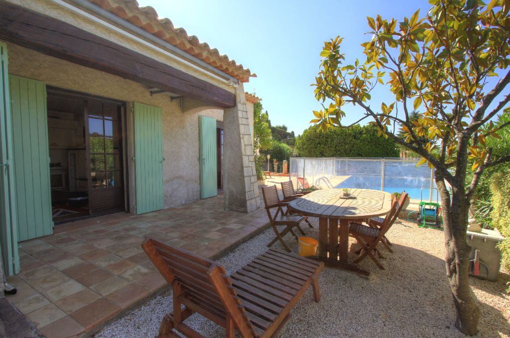 Villa avec vue mer 7 pièces 200 m2  avec 3 appartements 4 garages, aux Issambres Image 7