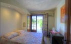 Villa with sea view, 7 rooms, 200 m2 with 3 apartments, 4 garages, in Les Issambres Min 9