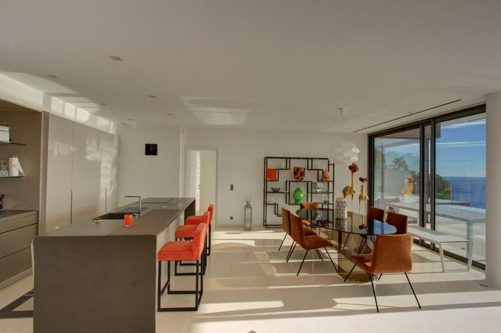 Ensemble de propriété avec vue mer panoramique, aux Issambres Image 8