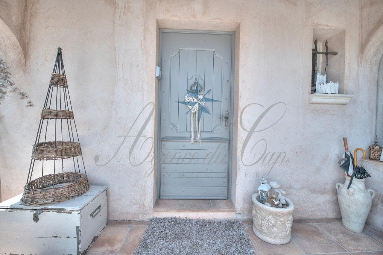 VILLA CHARME VUE DÉGAGÉE 221 M2, 4 CHAMBRES + T2 SAINT  RAPHAEL Image 15