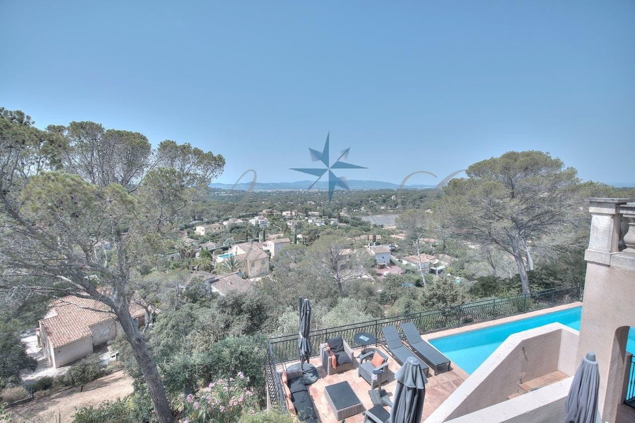 VILLA CHARME VUE DÉGAGÉE 221 M2, 4 CHAMBRES + T2 SAINT  RAPHAEL Image 16