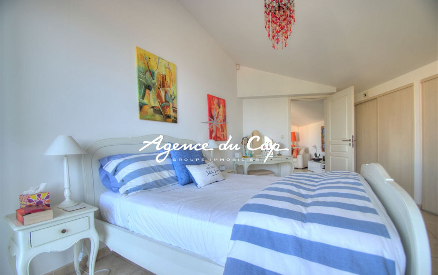 SAINT RAPHAEL BOULOURIS APPARTEMENT VUE MER AVEC PISCINE ET GARAGE Image 10