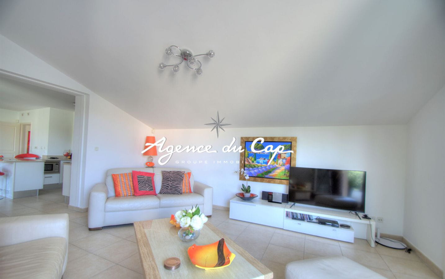 SAINT RAPHAEL BOULOURIS APPARTEMENT VUE MER AVEC PISCINE ET GARAGE Image 3