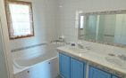 A VENDRE – VILLA VUE MER – 250m² – 5 chambres + T2  – GARAGE DOUBLE – A SAINT AYGULF Min 14
