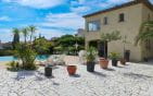A VENDRE – VILLA VUE MER – 250m² – 5 chambres + T2  – GARAGE DOUBLE – A SAINT AYGULF Min 2