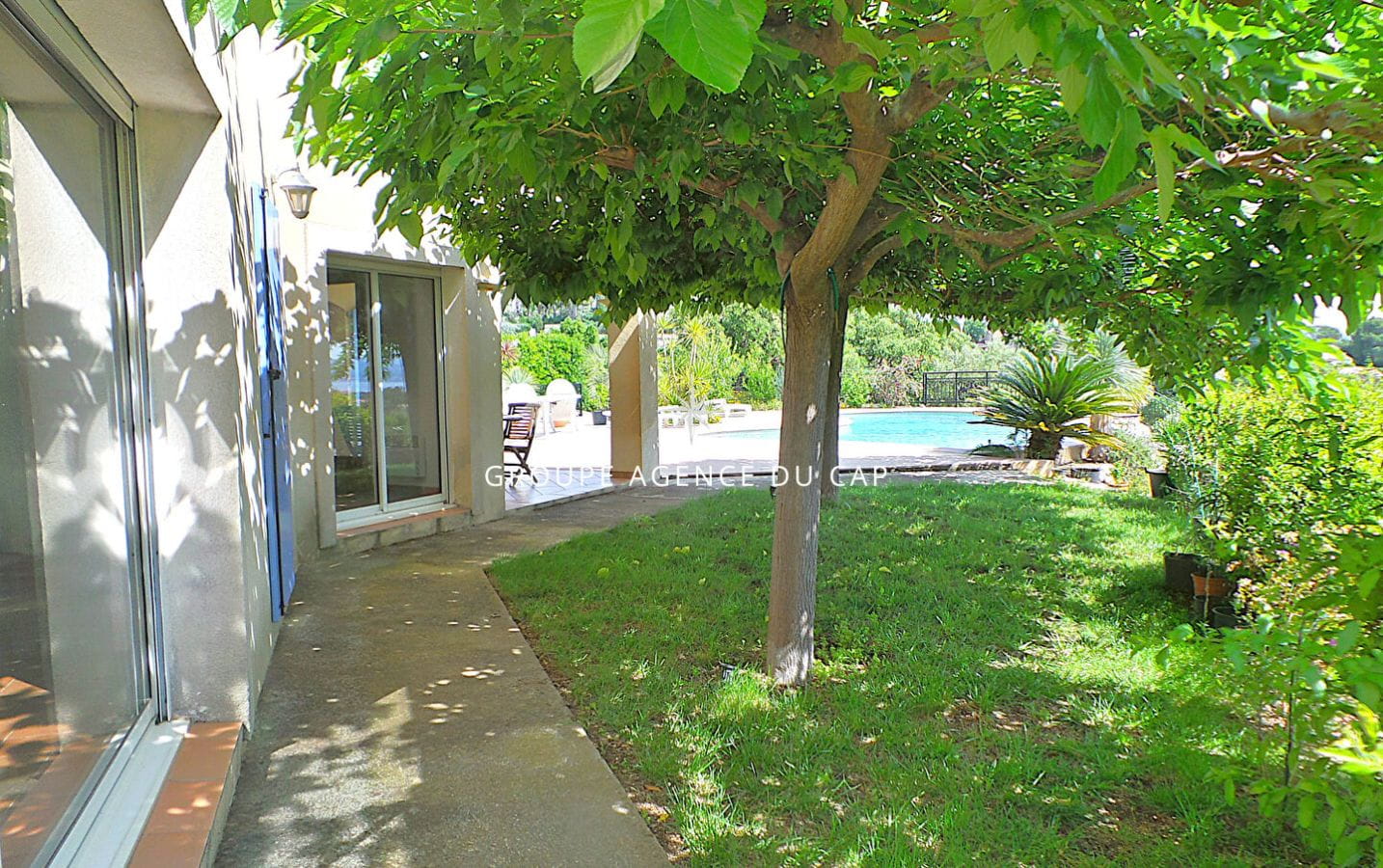 FOR SALE VILLA WITH SEA VIEW 250sqm 5 BEDROOMS T2, DOUBLE GARAGE AND SWIMMING POOL, IN SAINT AYGULF Image 5