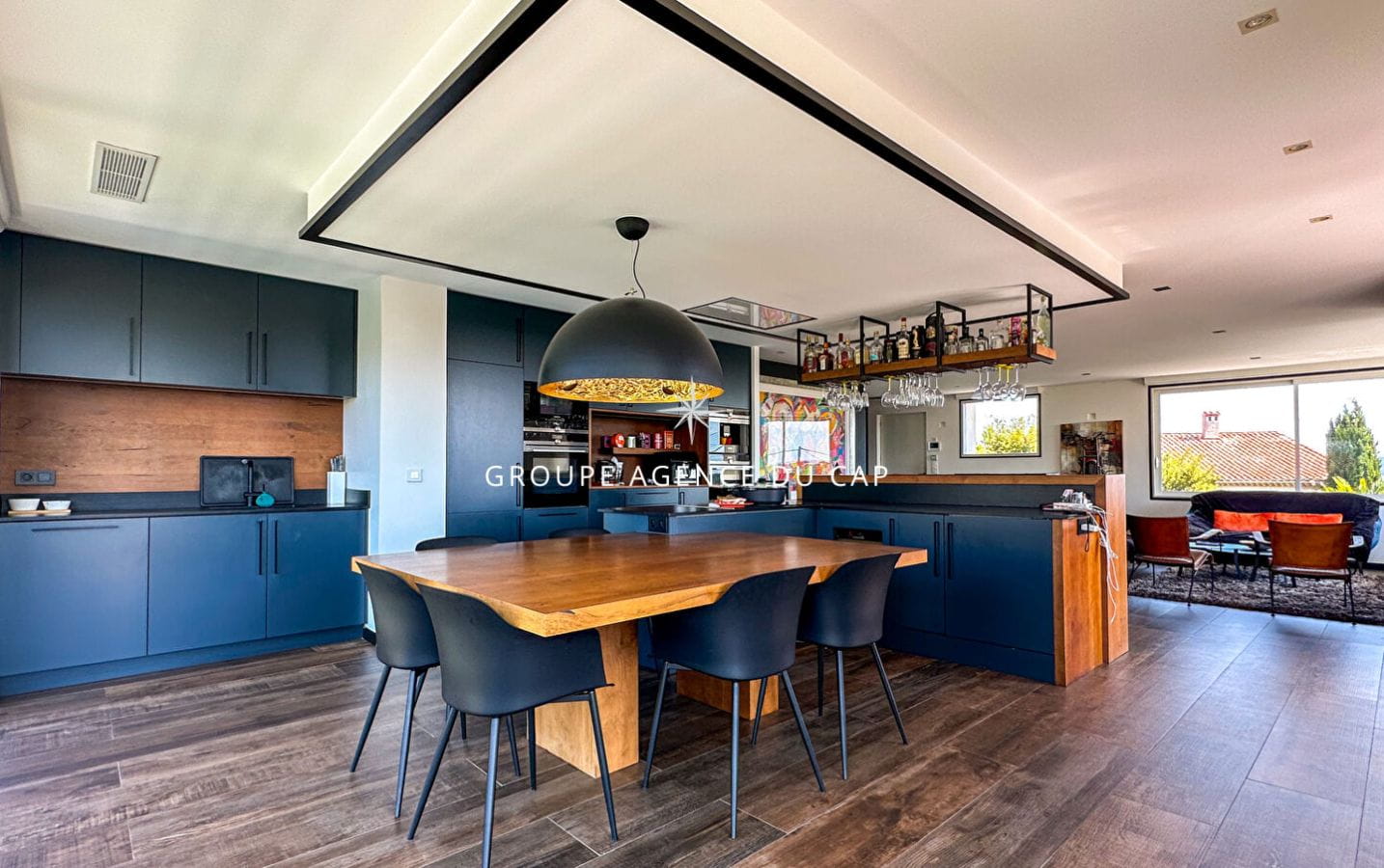 VILLA 185M² AVEC VUE MER PISCINE ET GARAGE, A SAINT AYGULF Image 5