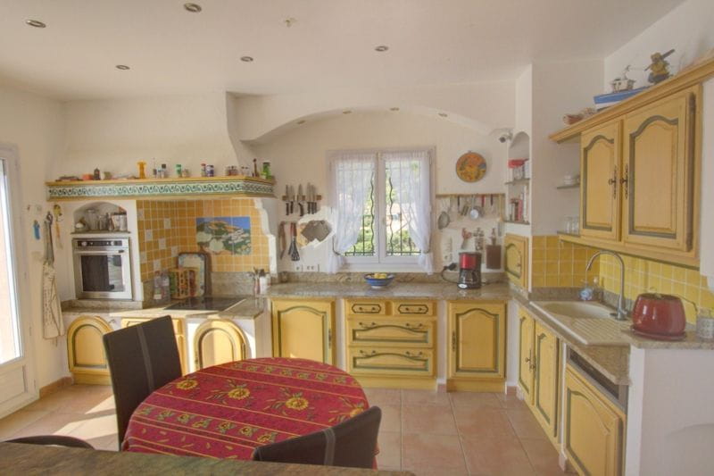 Villa avec 4 chambres piscine et garage, aux Issambres Image 3