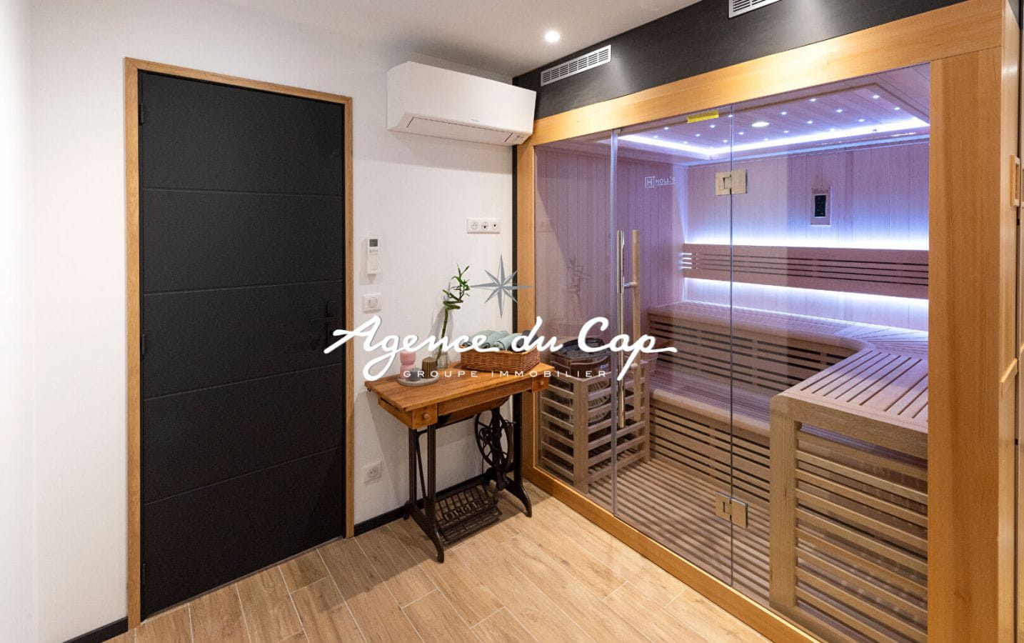 SAINT RAPHAEL SANTA LUCIA VILLA CONTEMPORAINE 8 PIECES VUE MER Image 15