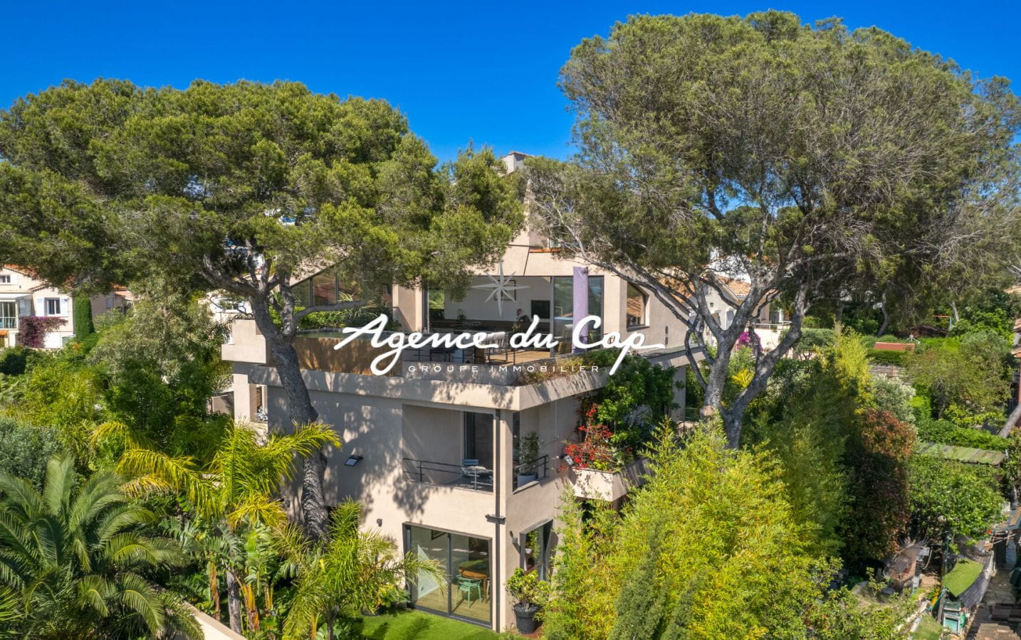 SAINT RAPHAEL SANTA LUCIA VILLA CONTEMPORAINE 8 PIECES VUE MER Image 16