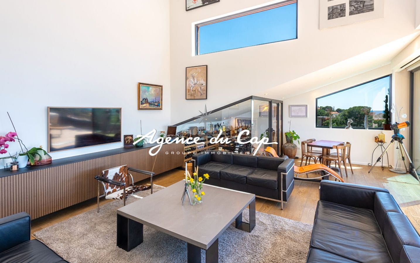 SAINT RAPHAEL SANTA LUCIA VILLA CONTEMPORAINE 8 PIECES VUE MER Image 8