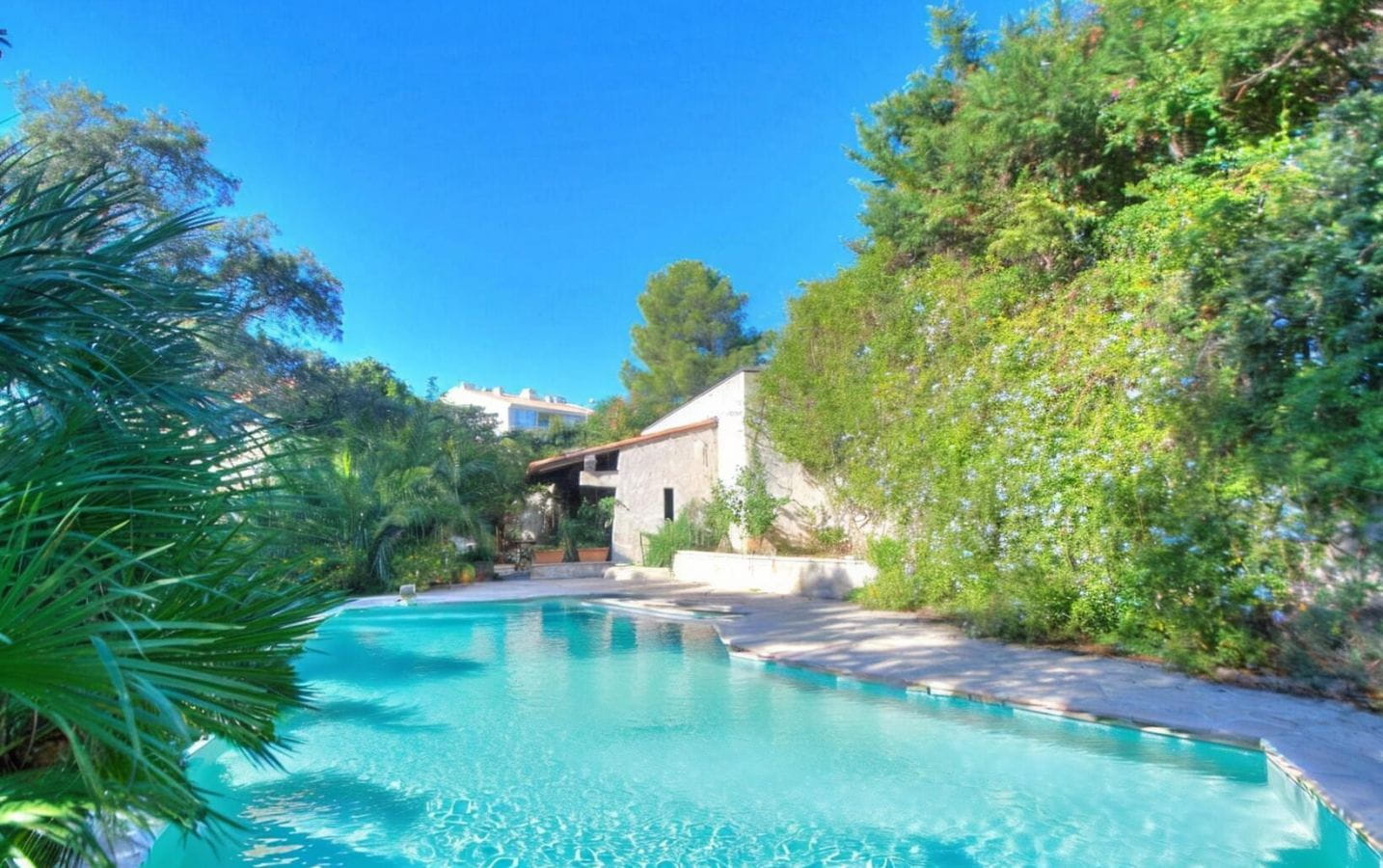 SAINT RAPHAEL LE DRAMONT Image 1