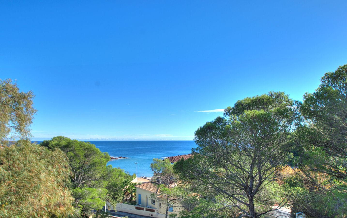 SAINT RAPHAEL LE DRAMONT Image 13