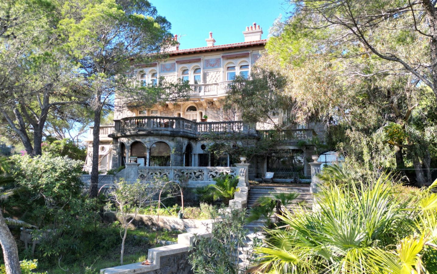 SAINT RAPHAEL LE DRAMONT Image 0