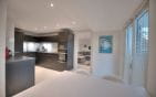 VILLA VUE MER 8 PIÉCES 4 SUITES PISCINE CHAUFFEE GARAGE ET 2 PIECES INDEPENDANT A SAINT RAPHAEL BOULOURIS Min 15