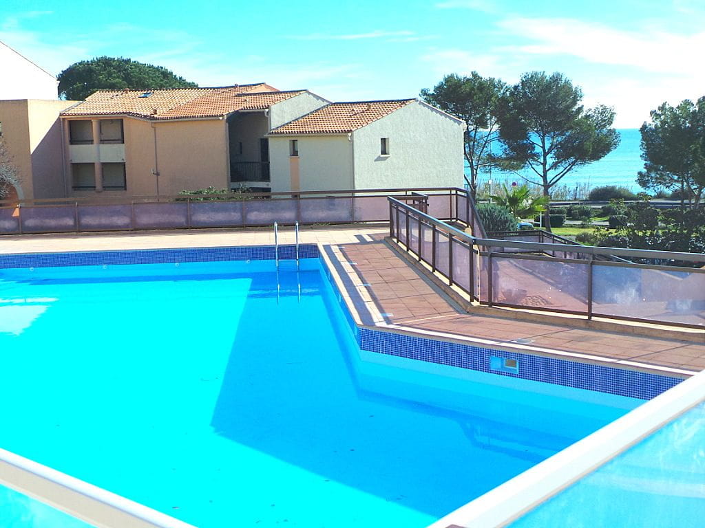 APPARTEMENT 3 PIECES VUE MER PISCINE, AUX ISSAMBRES Image 10