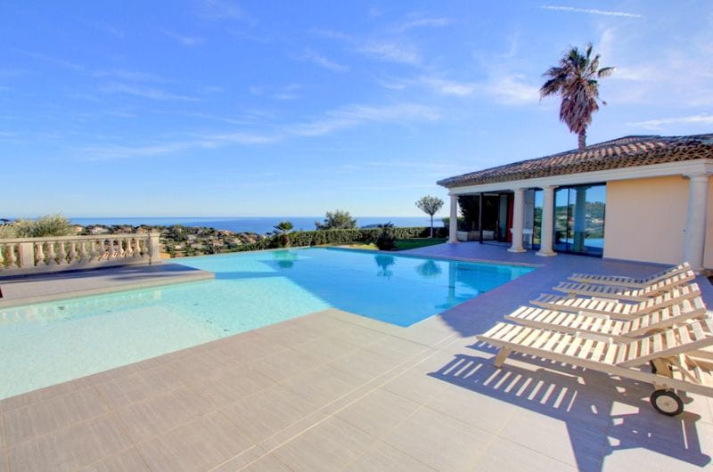 Sainte-maxime, 7-room Villa With Sea View Image 8