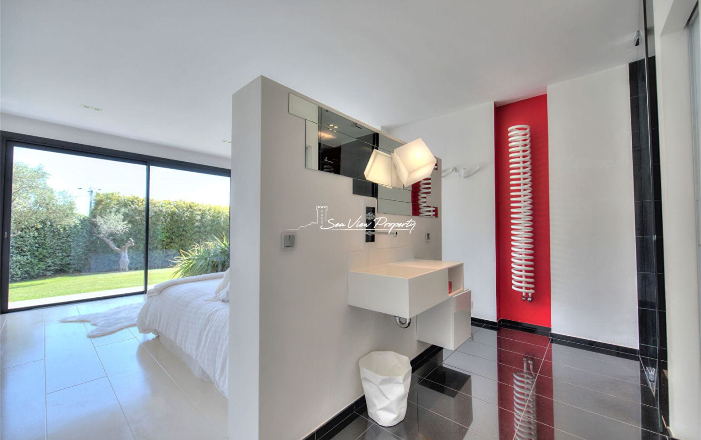 Saint-raphaël, Villa Vue Mer 6 Pieces Image 11