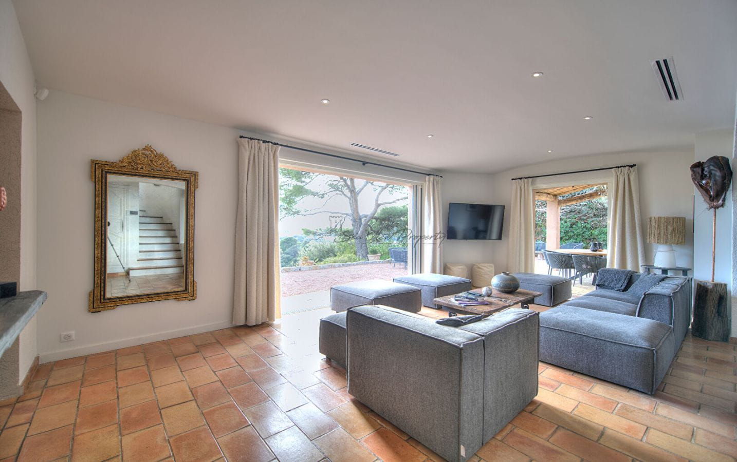 Exclusivité ! AGAY VILLA VUE MER Image 2