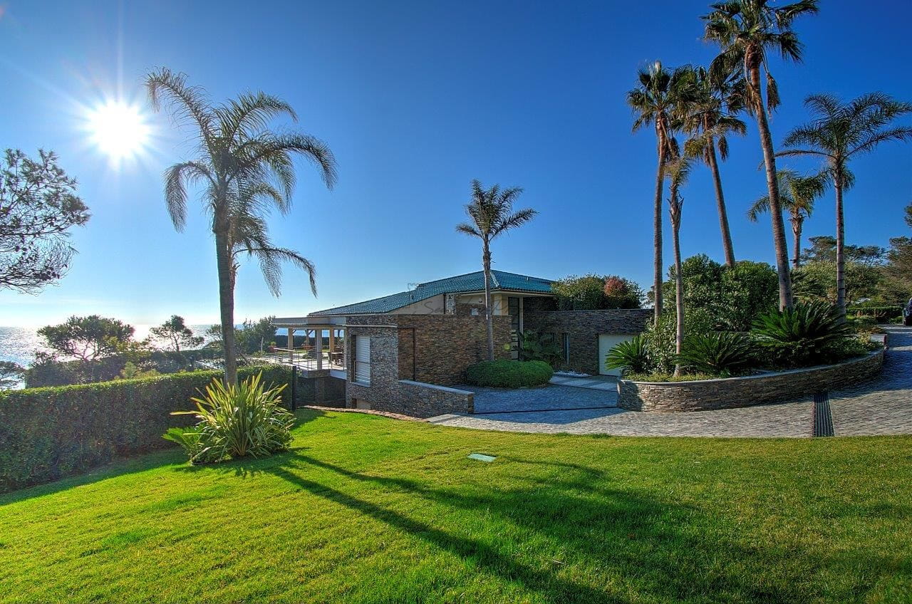 Saint Raphael – Villa Pieds Dans L’eau 7 Pièce(s) – 350 M2 Image 5