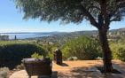 VUE MER SUR LE GOLFE DE SAINT TROPEZ VILLA DE CHARME AVEC PISCINE, AUX ISSAMBRES Min 2
