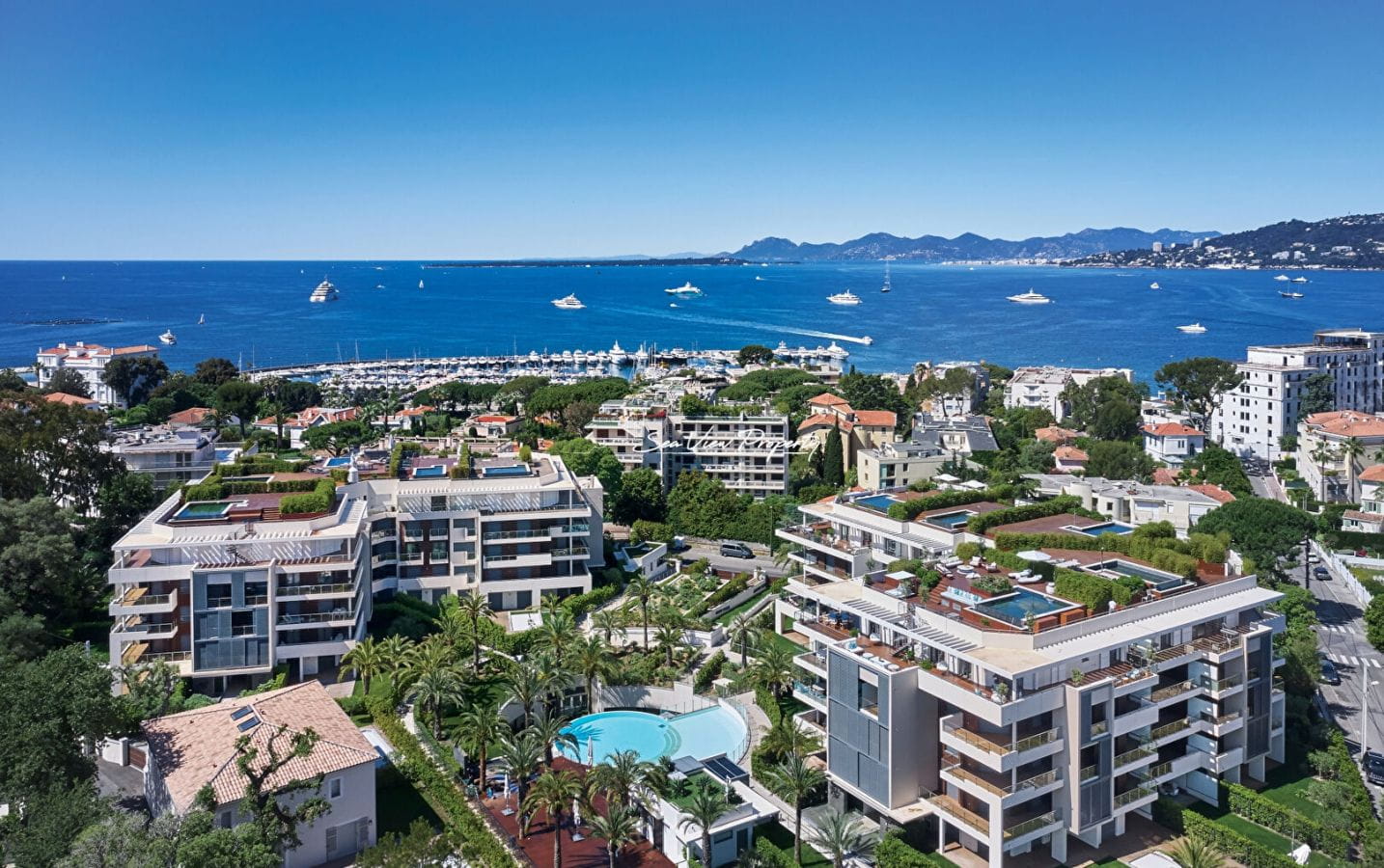 Antibes, Duplex Penthouse 178m2 Sea View Image 4