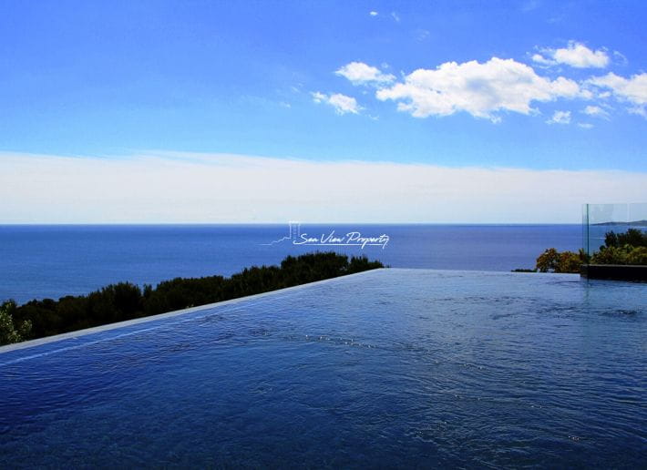Les Issambres, Villa Contemporaine Vue Mer Panoramique 8 Pièce(s) 380 M2