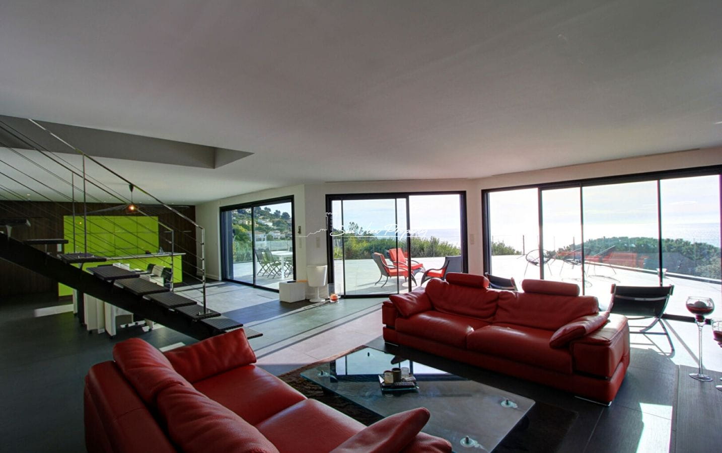 VILLA 380M² CONTEMPORAINE 8 PIECES AVEC VUE MER PANORAMIQUE, GARAGE DOUBLE, PISCINE MOBILE AUX ISSAMBRES Image 8