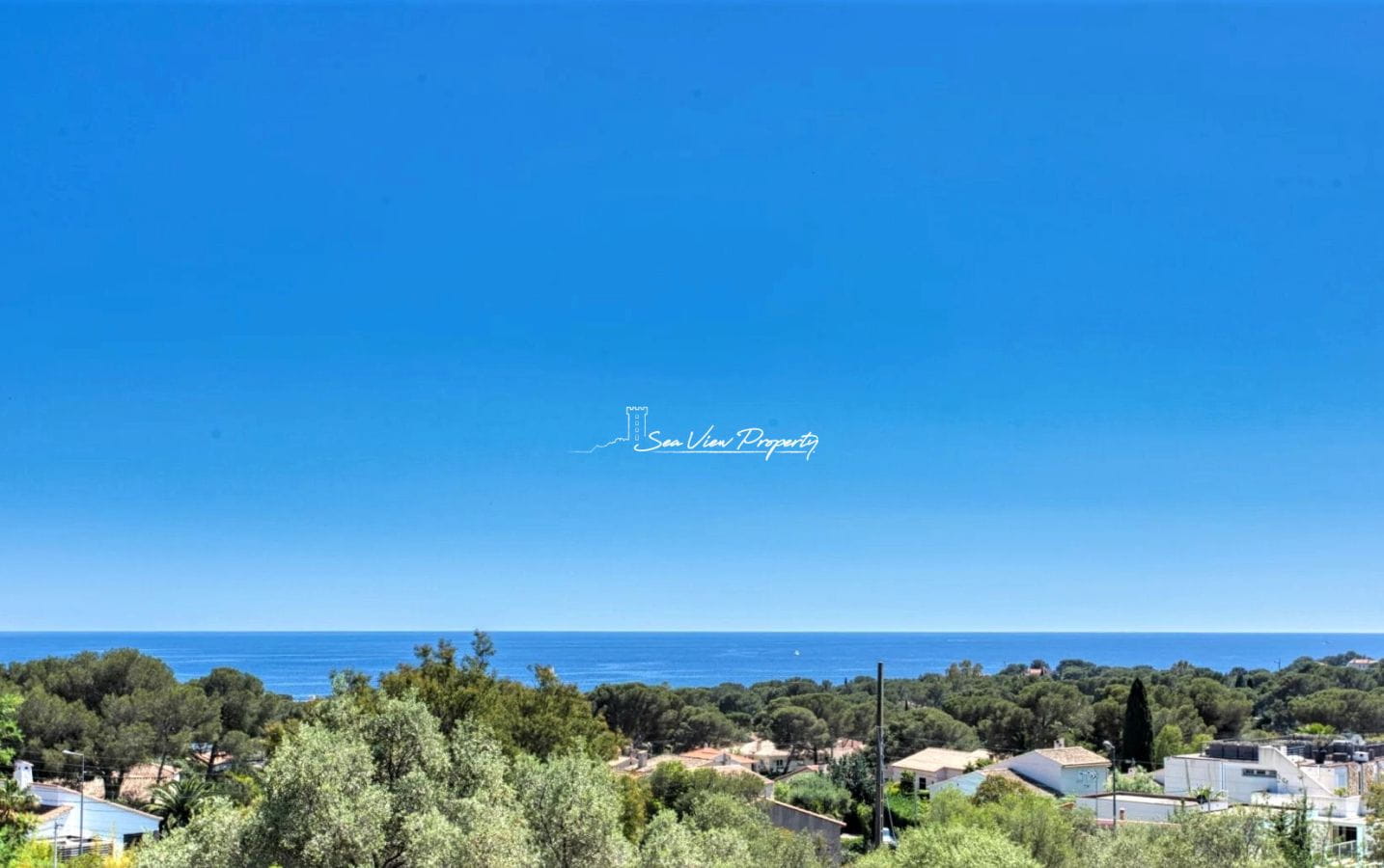 Off Market: Contemporary Sea View Villa In Saint Raphael Image 0