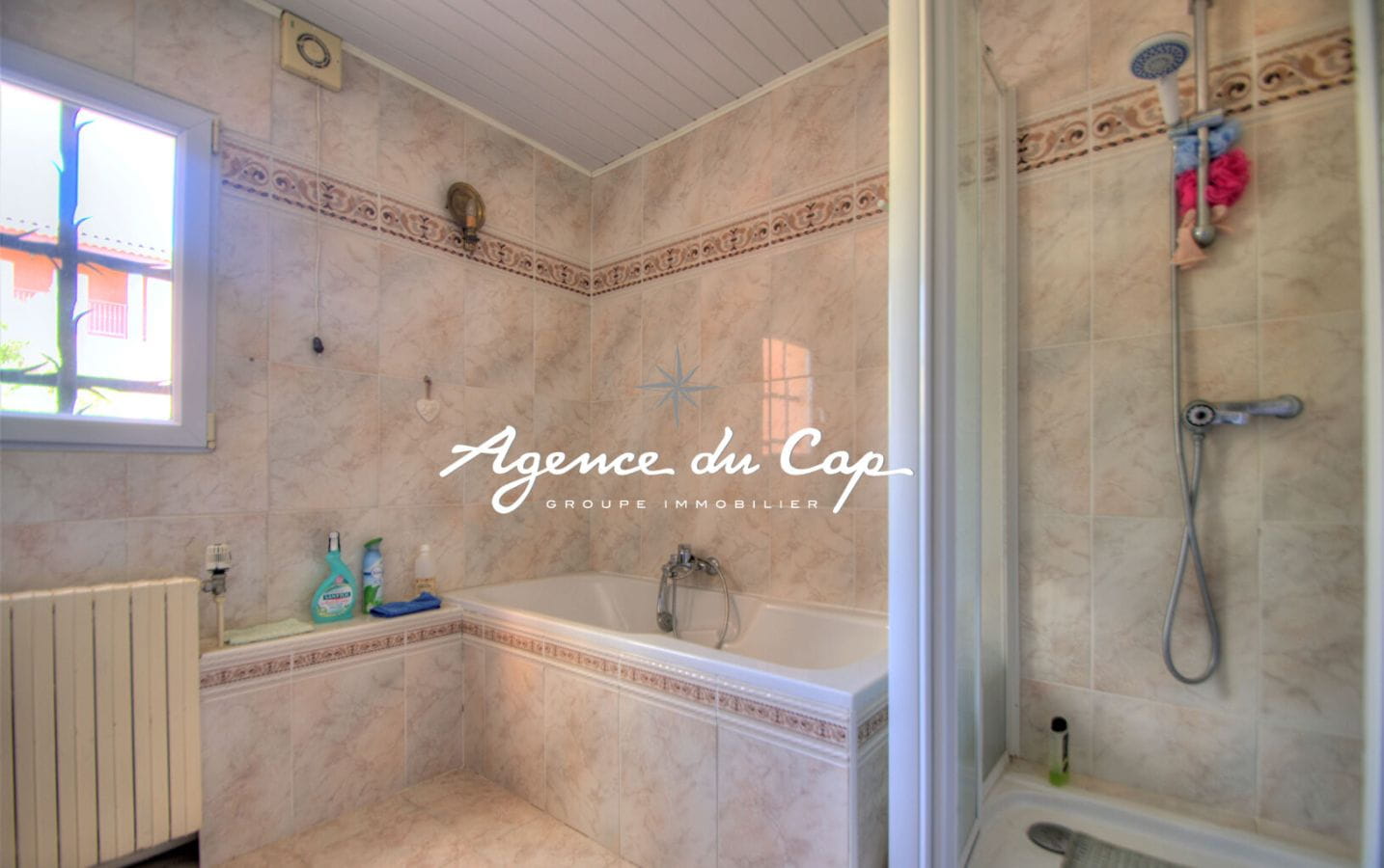 SAINT RAPHAEL  LES PLAINES VILLA  VUE MER AVEC PISCINE Image 17