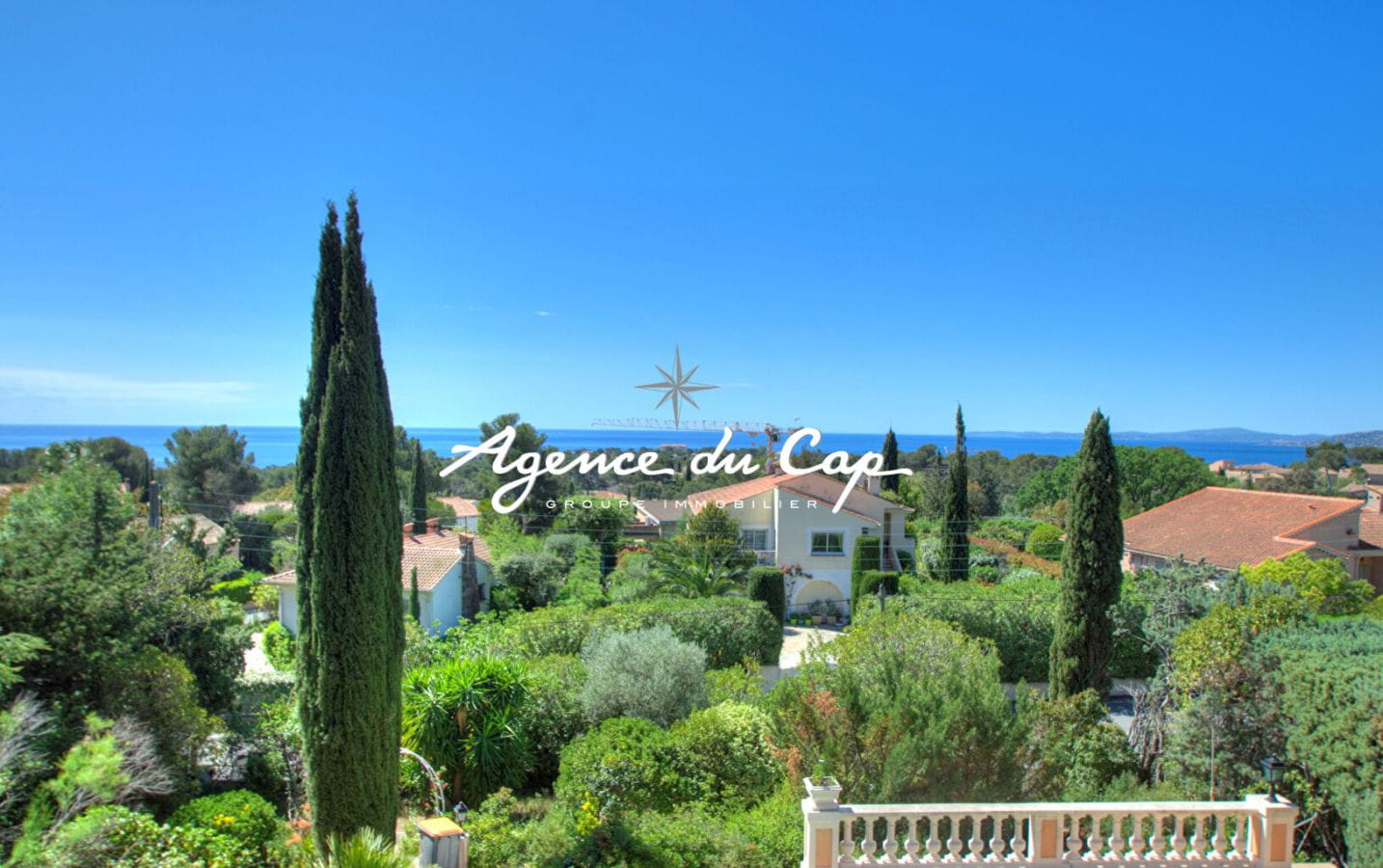 SAINT RAPHAEL  LES PLAINES VILLA  VUE MER AVEC PISCINE Image 2