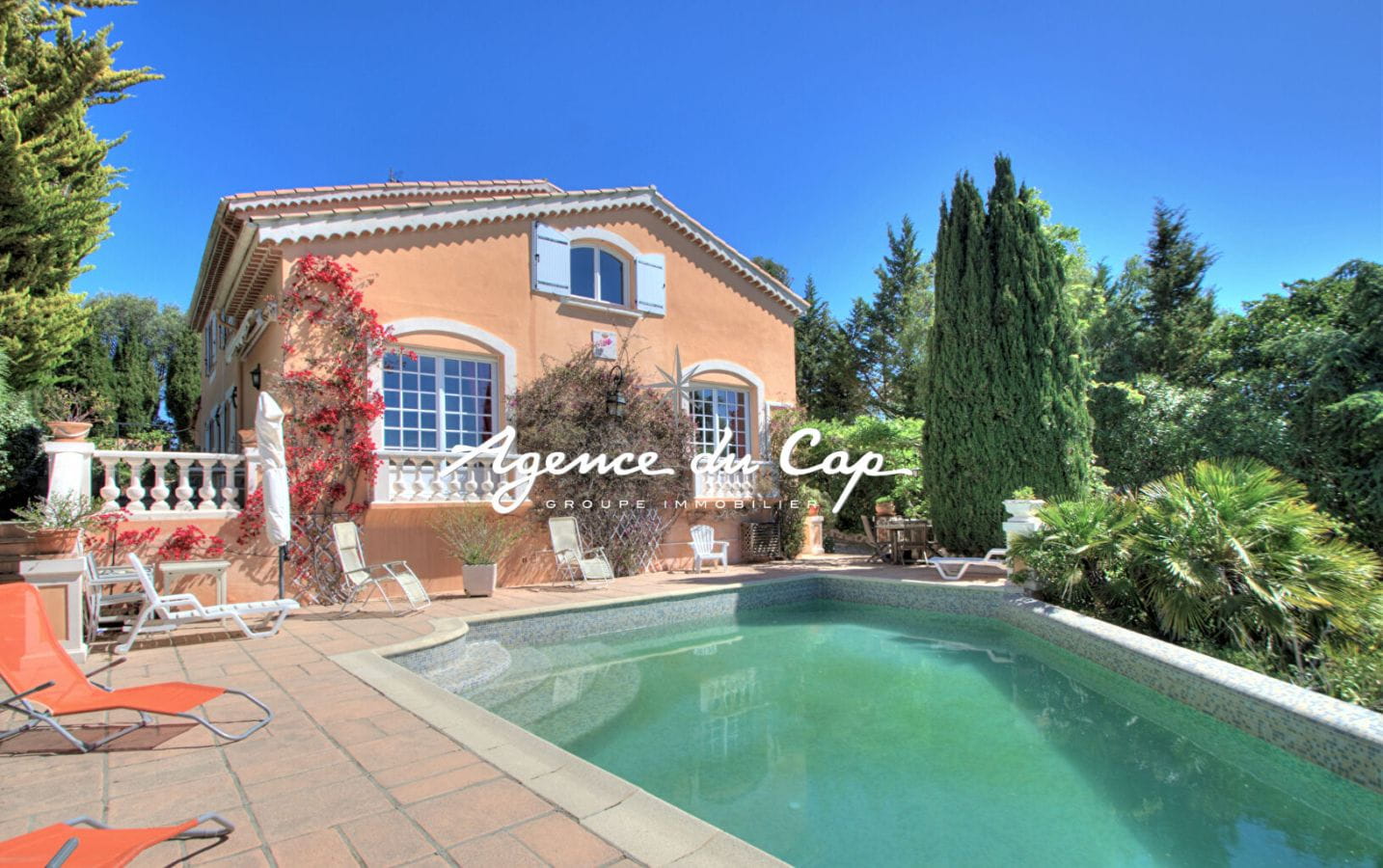 SAINT RAPHAEL  LES PLAINES VILLA  VUE MER AVEC PISCINE Image 4