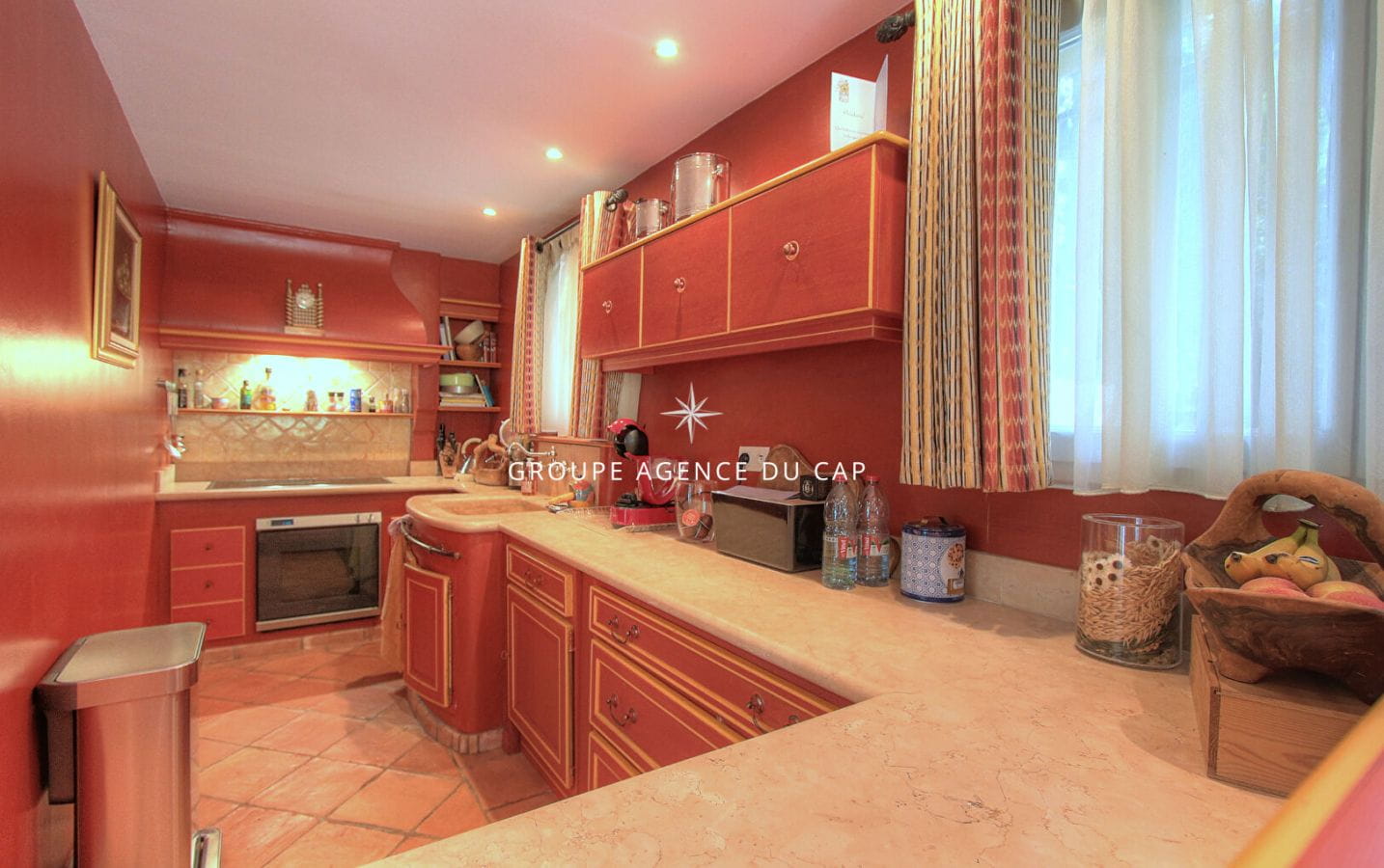 CHARMING VILLA 140sqm 4 ROOMS FLAT LAND, SWIMMING POOL AND DOUBLE GARAGE, CLOSE TO THE BEACHES OF ISSAMBRES Image 3