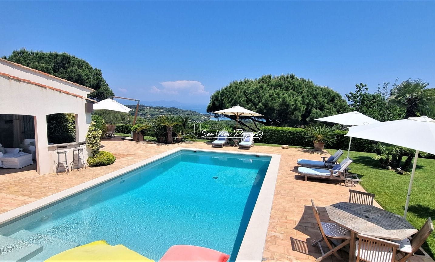 Villa Saint Tropez 6 Pièce(s) 230 M2 Vue Mer Off-market Image 2
