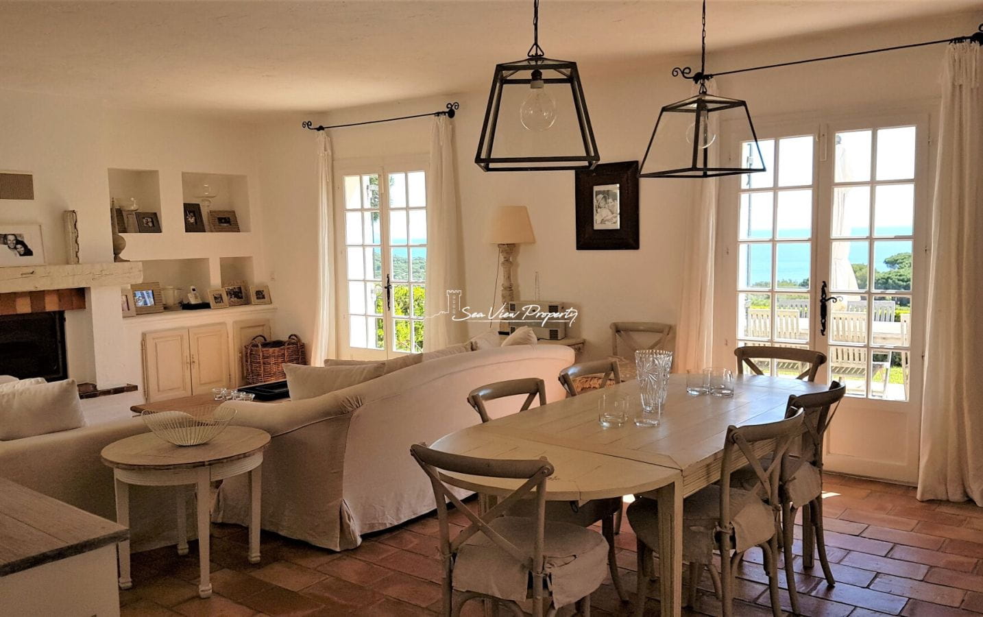 Villa Saint Tropez 6 Pièce(s) 230 M2 Vue Mer Off-market Image 3
