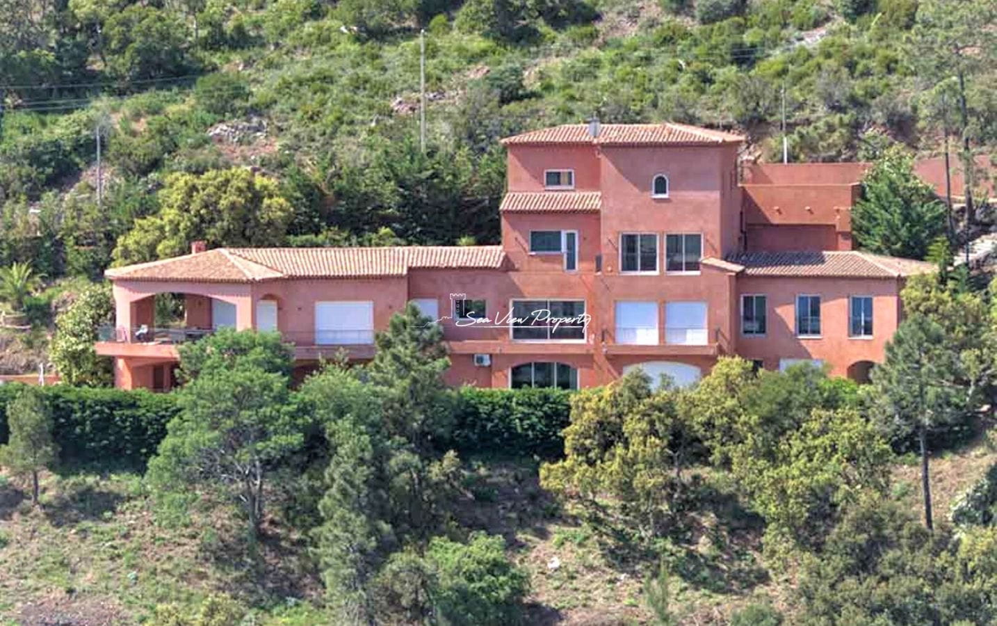 Villa Vue Mer Théoule Sur Mer 700m2 Image 1