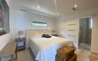ROOFTOP APARTMENT T3 OF 100sqm COMPRISING 2 BEDROOMS WITH A BEAUTIFUL SEA VIEW, IN LES ISSAMBRES Min 5