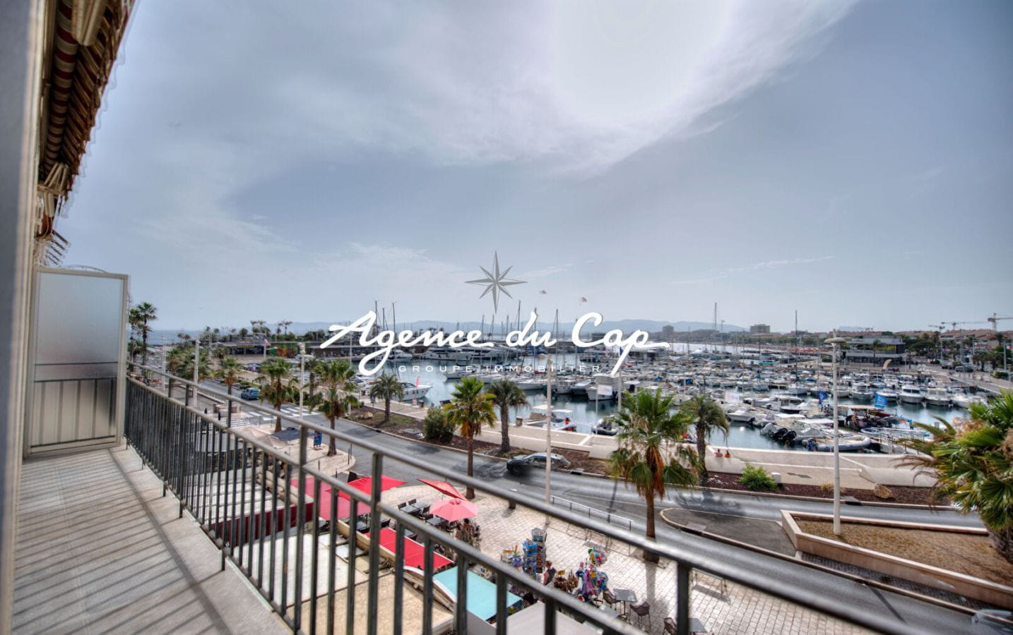 SAINT RAPHAEL 3 PIÈCES VUE MER TRIANGLE D’OR Image 1