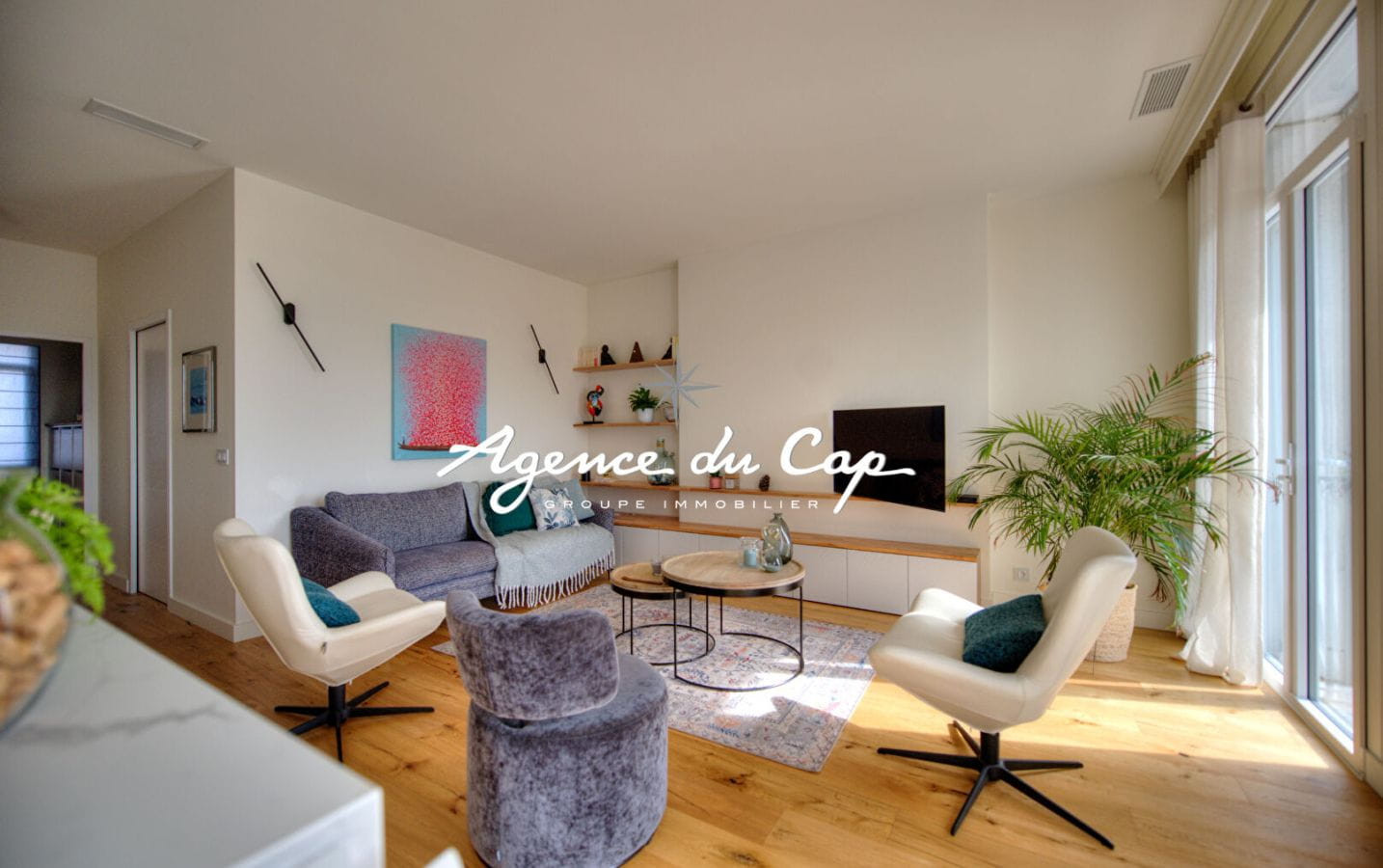 SAINT RAPHAEL 3 PIÈCES VUE MER TRIANGLE D’OR Image 2