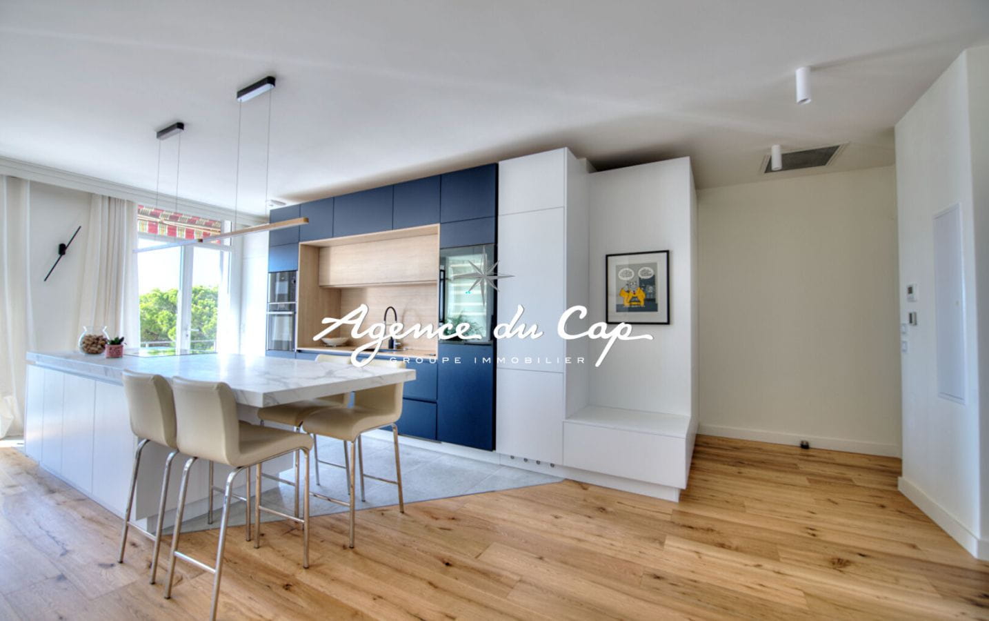 SAINT RAPHAEL 3 PIÈCES VUE MER TRIANGLE D’OR Image 3