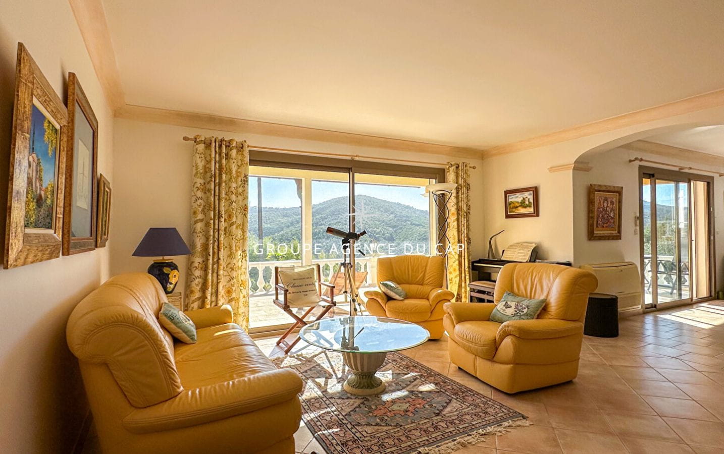 VILLA VUE MER 177M² 7 PIÈCES AVEC 4 CHAMBRES PISCINE GARAGE ET CAR PORT,  AUX ISSAMBRES Image 11