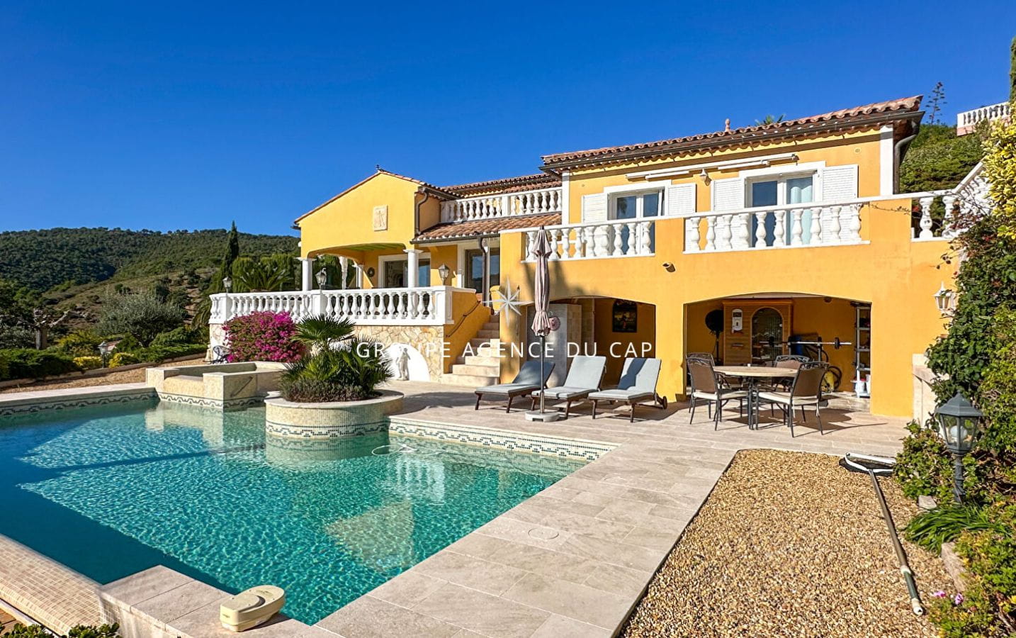 VILLA VUE MER 177M² 7 PIÈCES AVEC 4 CHAMBRES PISCINE GARAGE ET CAR PORT,  AUX ISSAMBRES Image 2