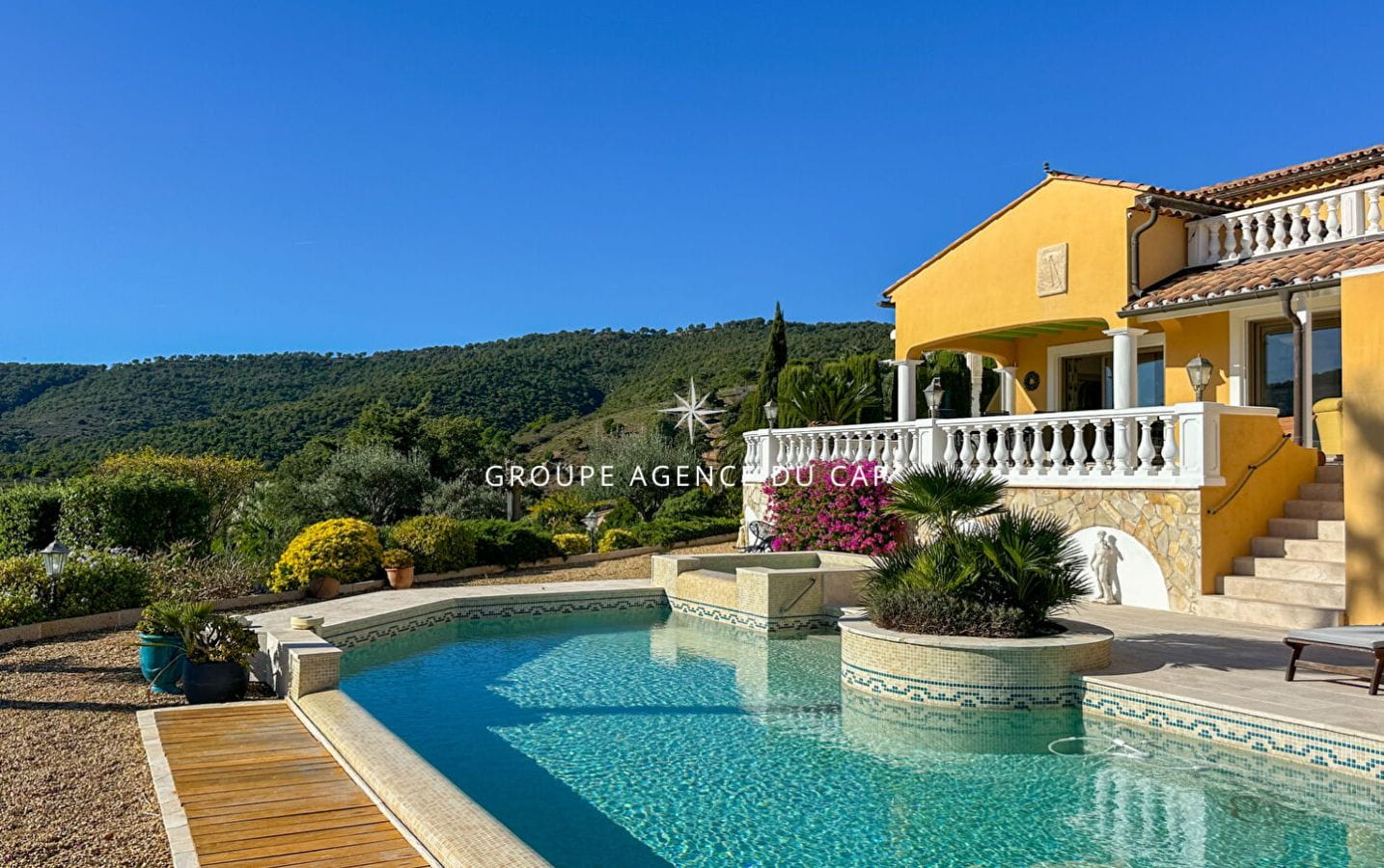 VILLA VUE MER 177M² 7 PIÈCES AVEC 4 CHAMBRES PISCINE GARAGE ET CAR PORT,  AUX ISSAMBRES Image 3